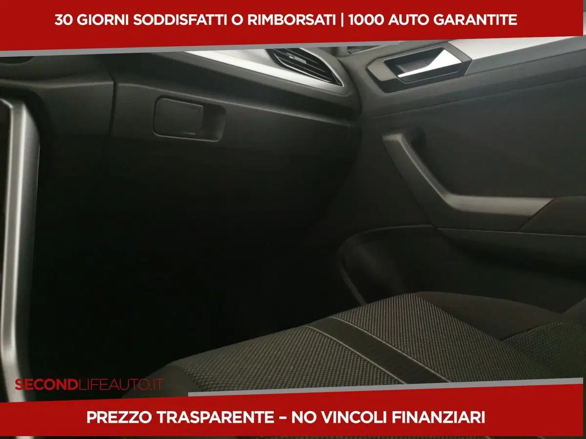 Volkswagen T-Roc nuova a Chieti (19)