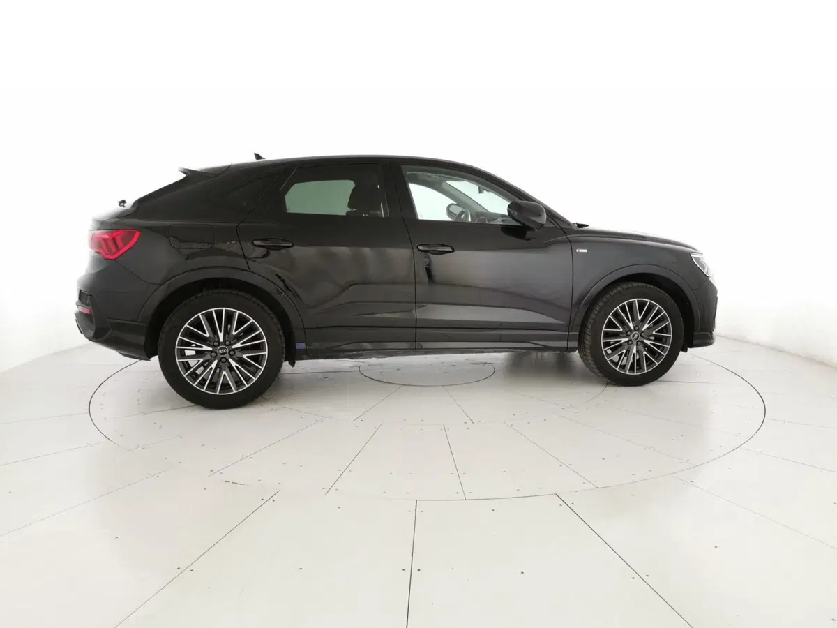 Audi Q3 Sportback usata a Chieti (4)