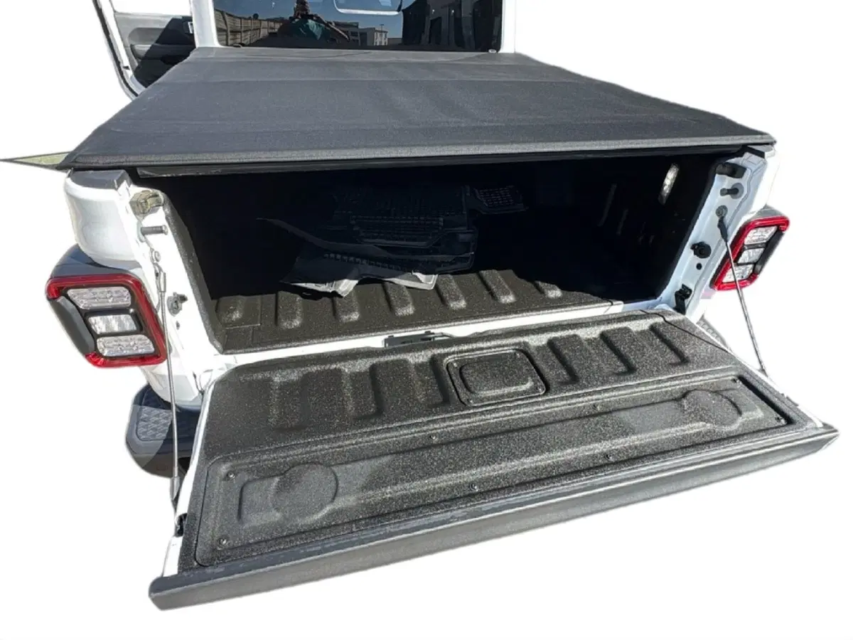 Jeep Gladiator usata a Agrigento (14)