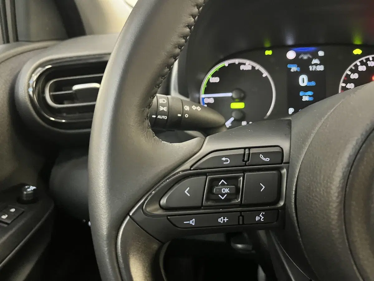 Toyota Yaris usata a Modena (14)