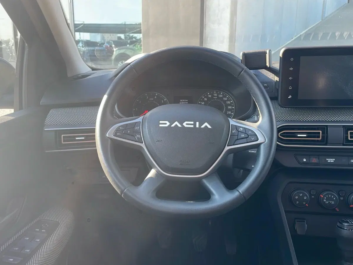 Dacia Sandero usata a Bologna (14)