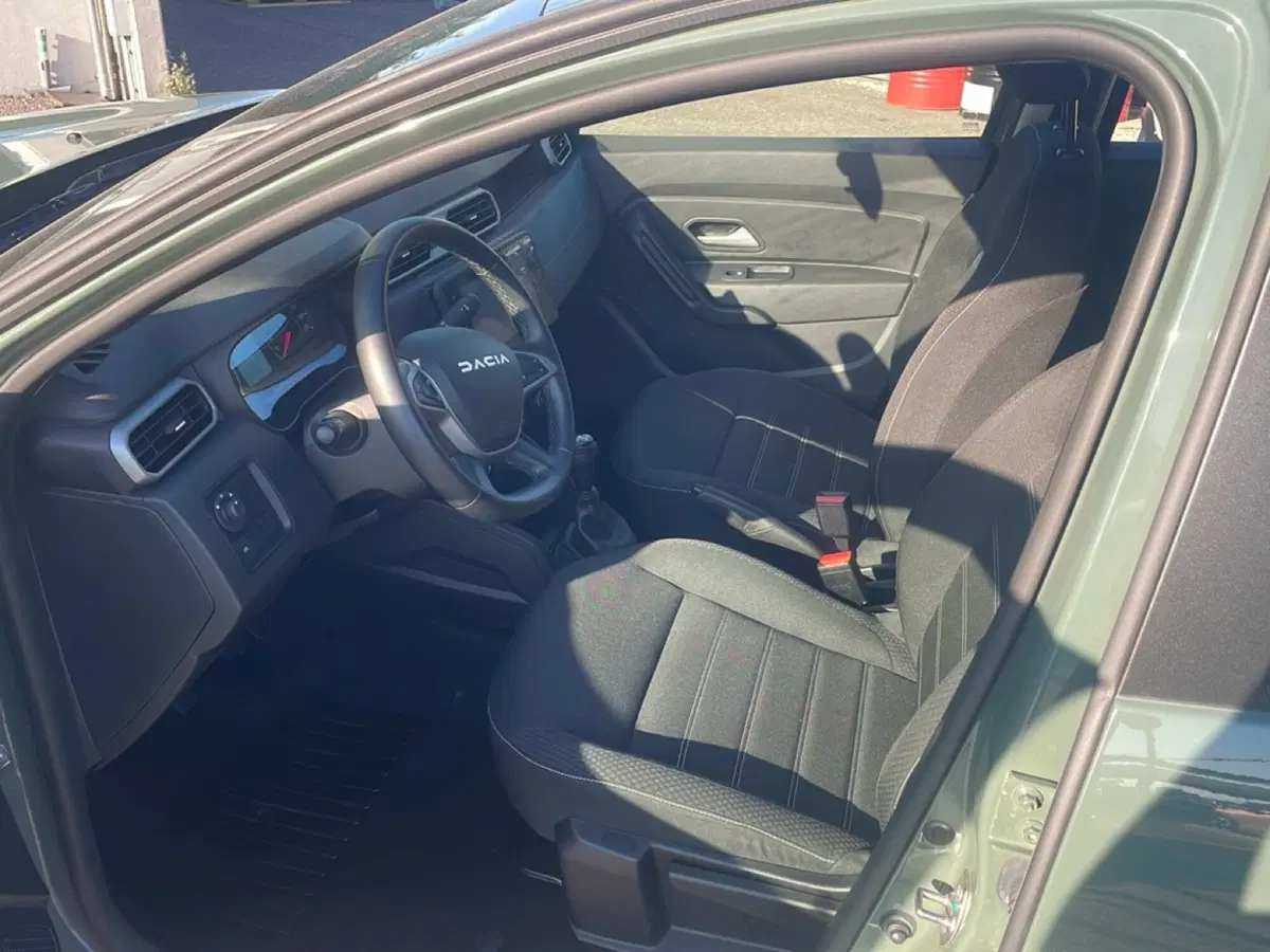 Dacia Duster usata a Bologna (12)