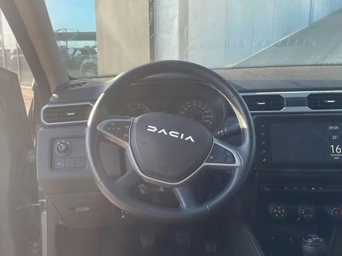 Dacia Duster usata a Bologna (14)