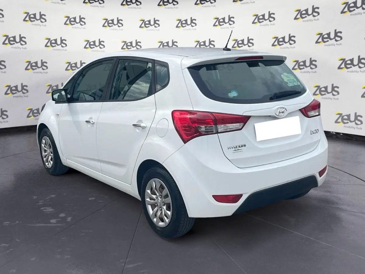 Hyundai ix20 usata a Bologna (4)