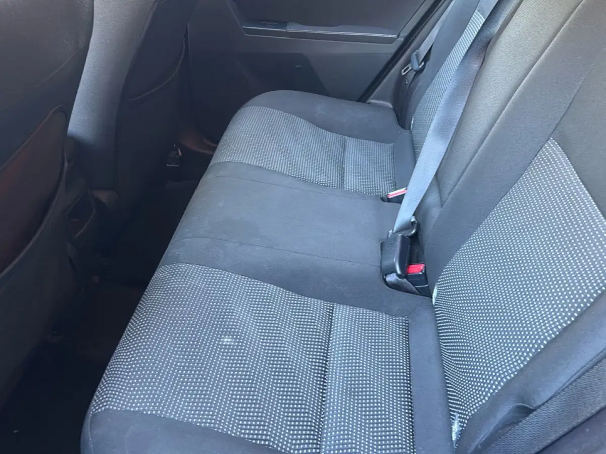 Toyota Auris usata a Bologna (8)