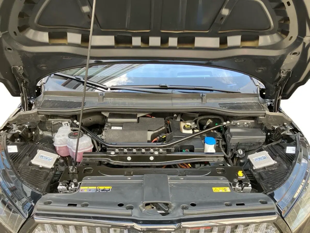 Skoda Enyaq usata a Bologna (12)
