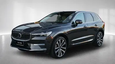 Volvo XC60 T6 Recharge AWD Plug-in Hybrid Inscription del 2022 usata a Parma