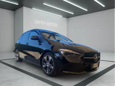 Mercedes-Benz Classe B 180 Progressive Advanced Plus auto del 2023 usata a Rende