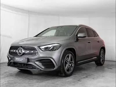 Mercedes-Benz GLA SUV 200 d Automatic Executive nuova a Montecosaro