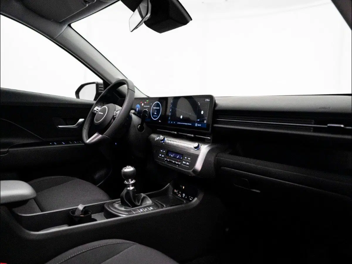 Hyundai Kona nuova a Macerata (6)