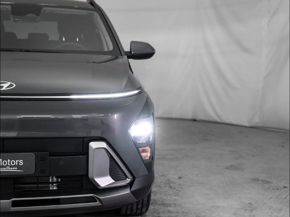 Hyundai Kona nuova a Macerata (4)