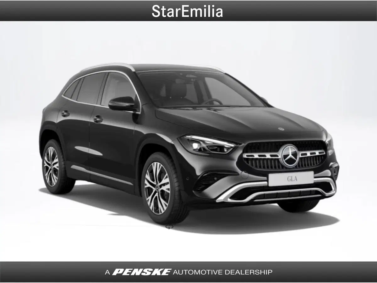Mercedes-Benz GLA SUV nuova a Bologna