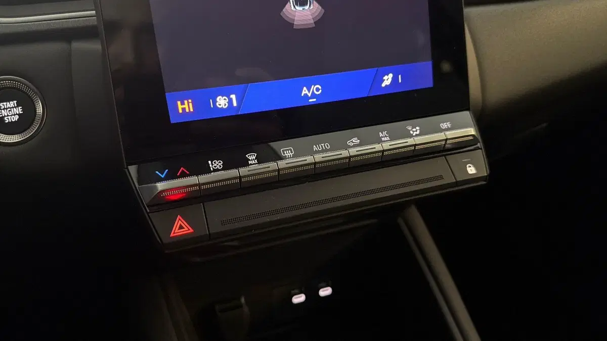 Renault Symbioz nuova a Treviso (8)