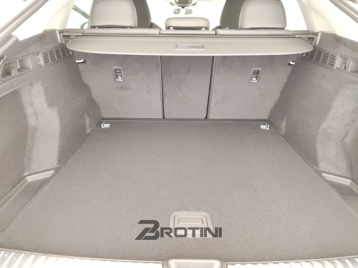 Audi Q5 Sportback nuova a Massa-Carrara (8)