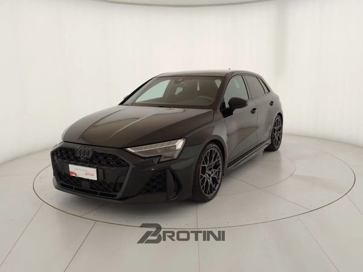 Audi RS 3 Sportback usata a Massa-Carrara