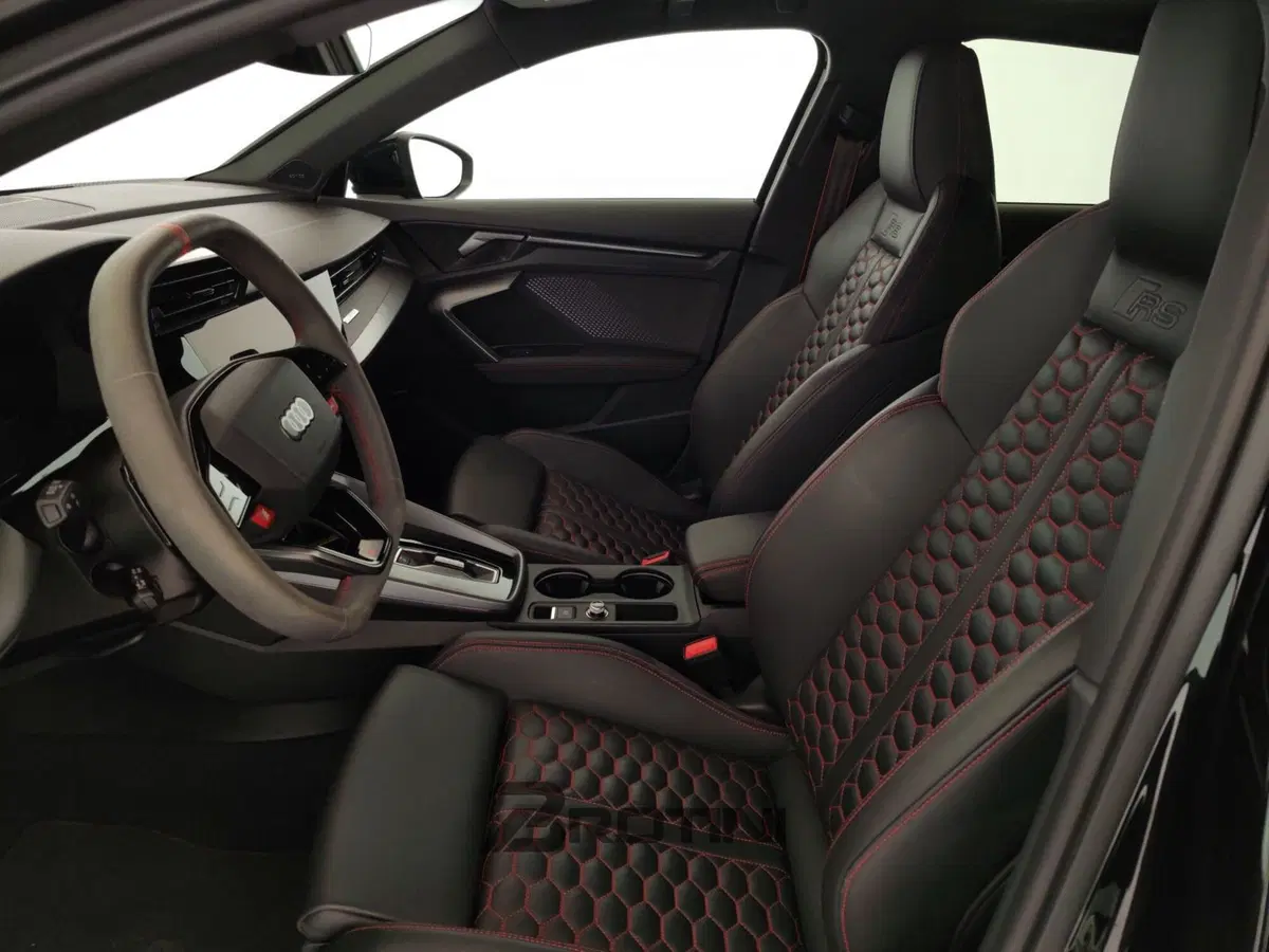 Audi RS 3 Sportback usata a Massa-Carrara (6)
