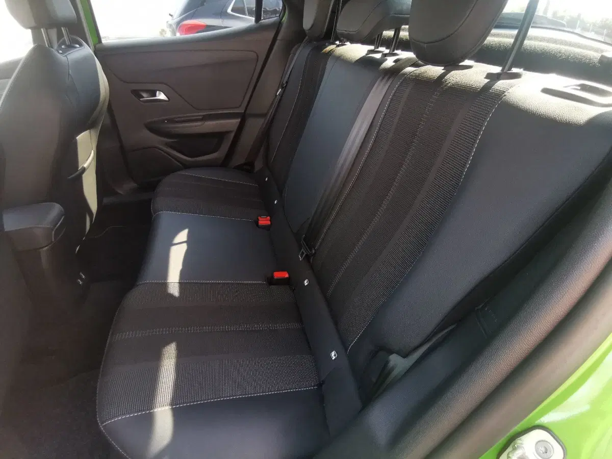 Opel Mokka usata a Taranto (11)