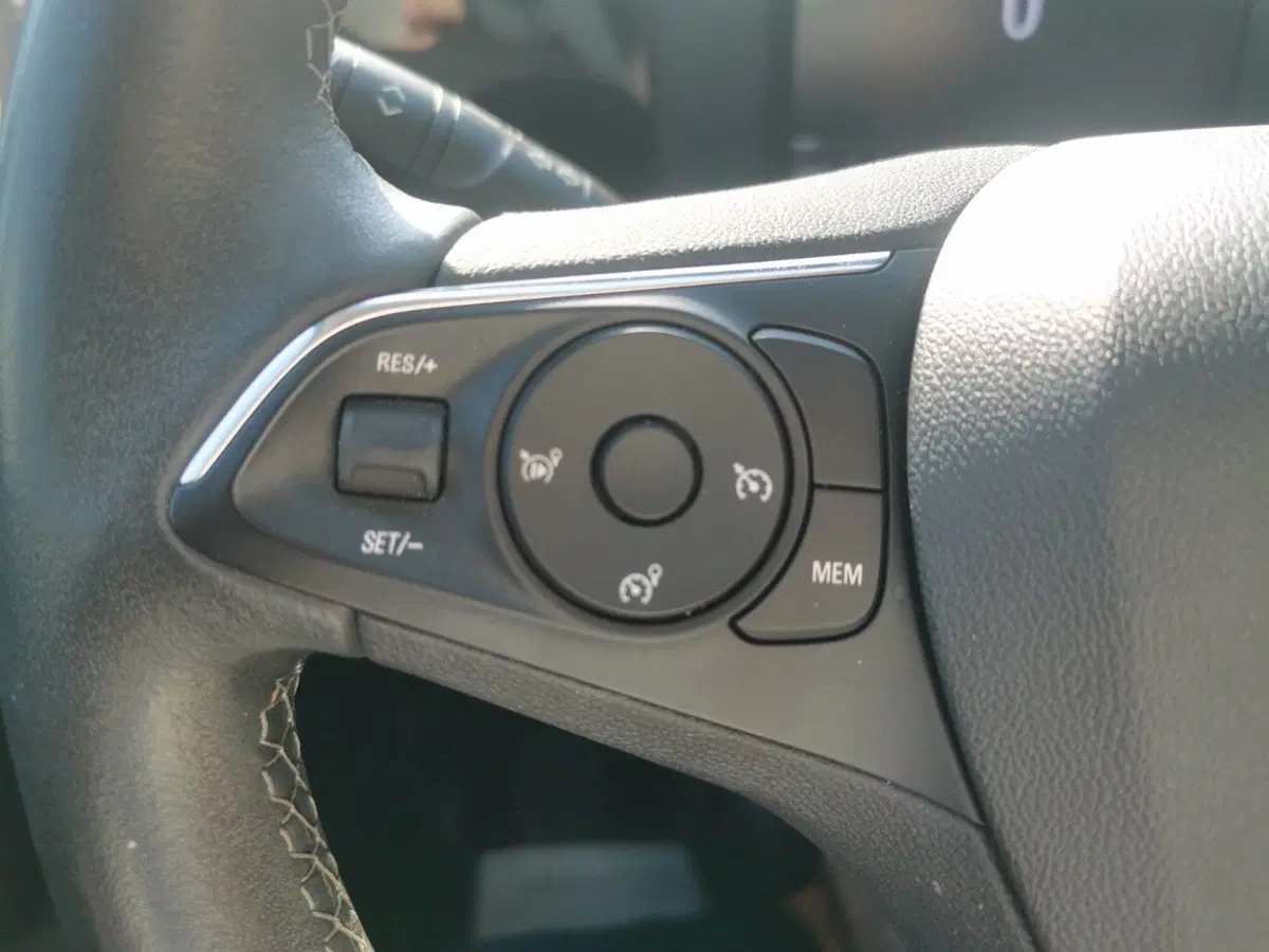 Opel Mokka usata a Taranto (18)