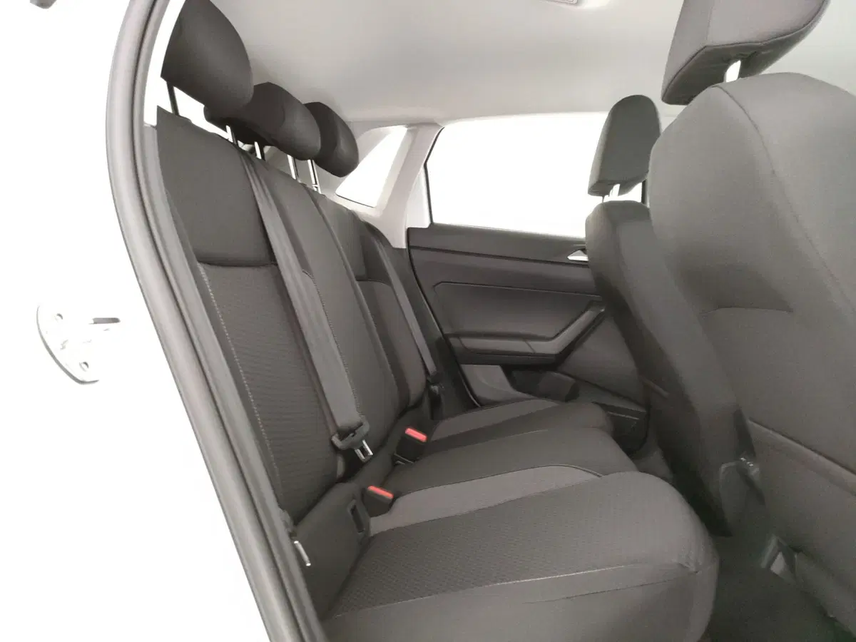Volkswagen Polo usata a Napoli (14)