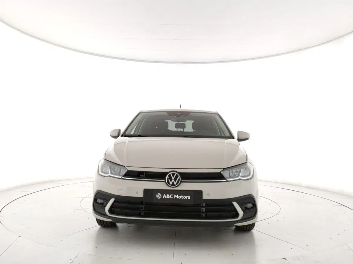 Volkswagen Polo usata a Napoli (4)