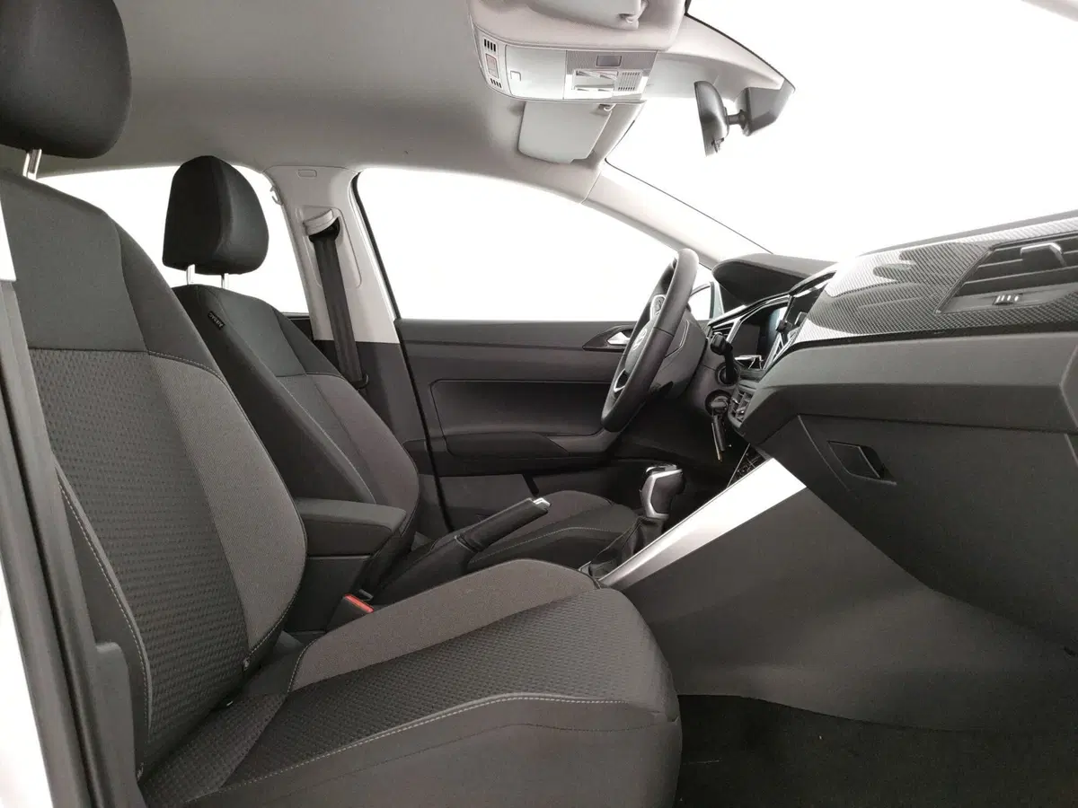Volkswagen Polo usata a Napoli (9)