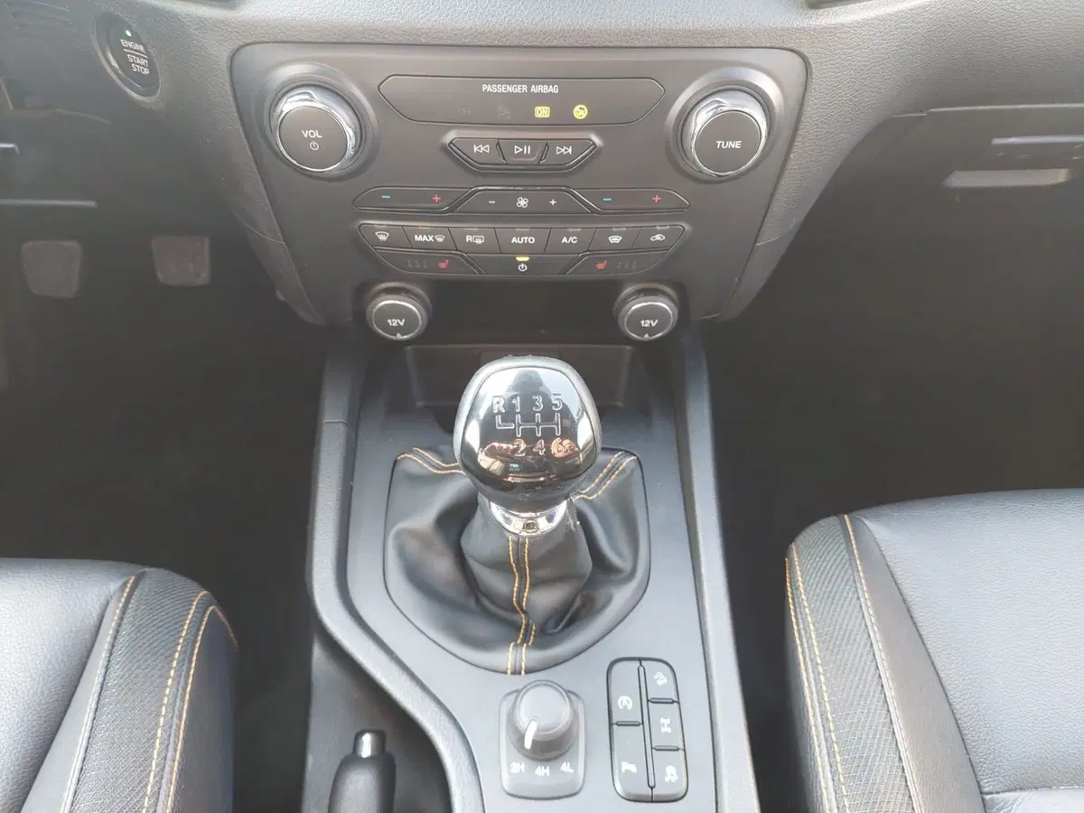 Ford Ranger Pick-up usata a Treviso (12)
