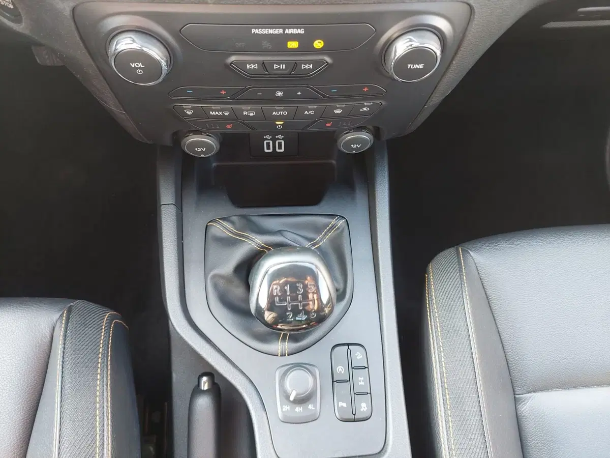 Ford Ranger Pick-up usata a Treviso (13)