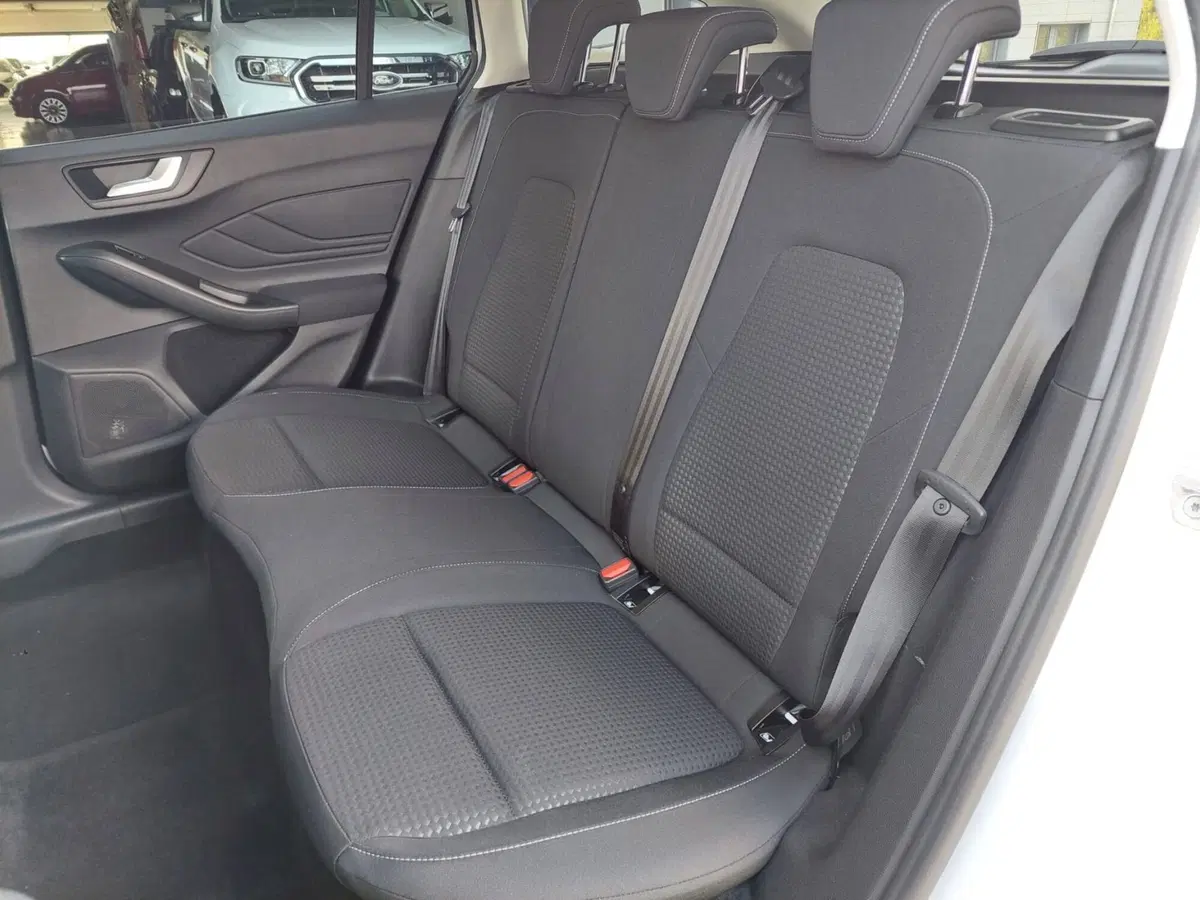 Ford Focus Station Wagon usata a Treviso (9)
