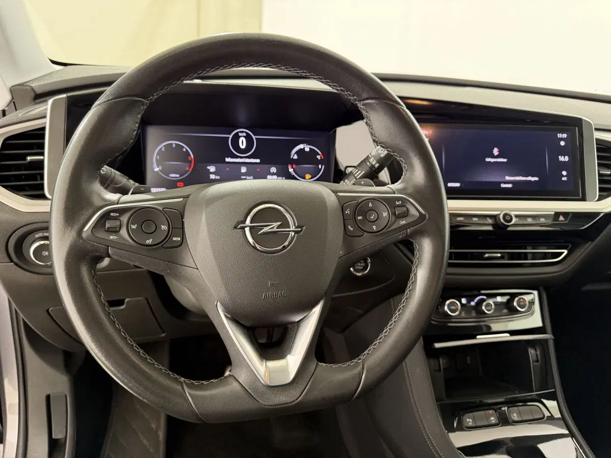 Opel Grandland usata a Perugia (12)
