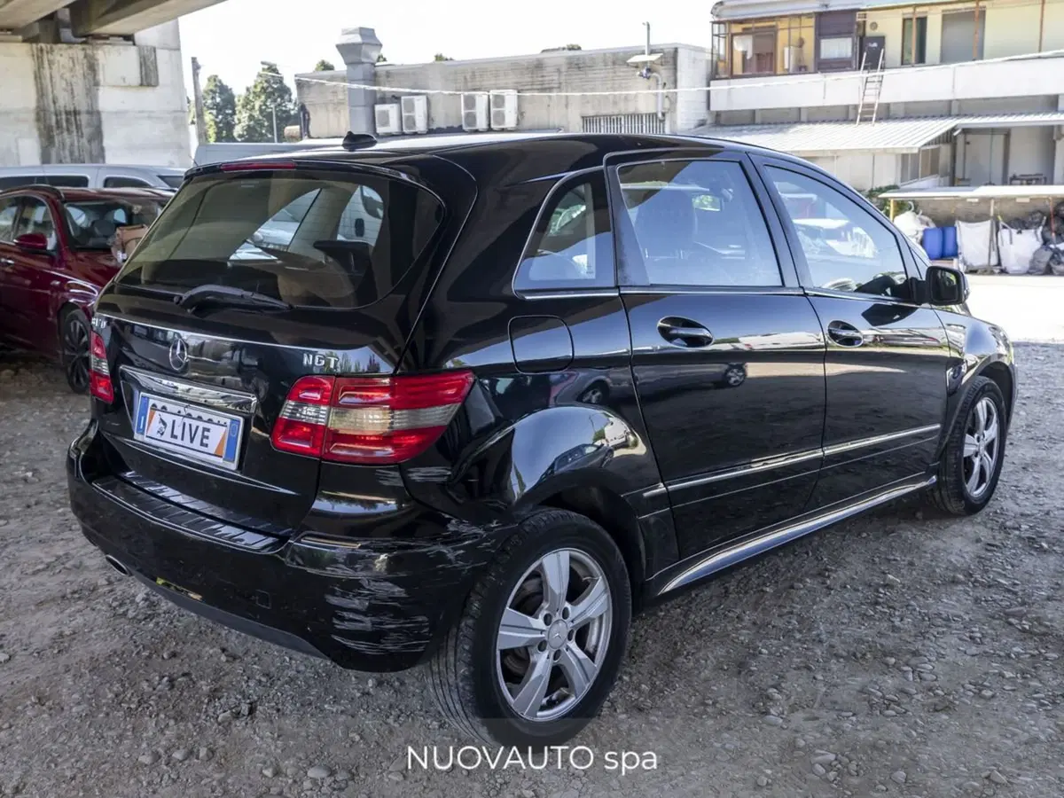 Mercedes-Benz Classe B usata a Arezzo (2)