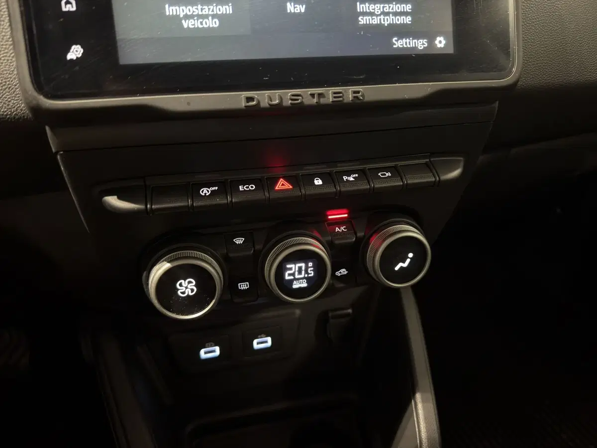 Dacia Duster usata a Milano (9)