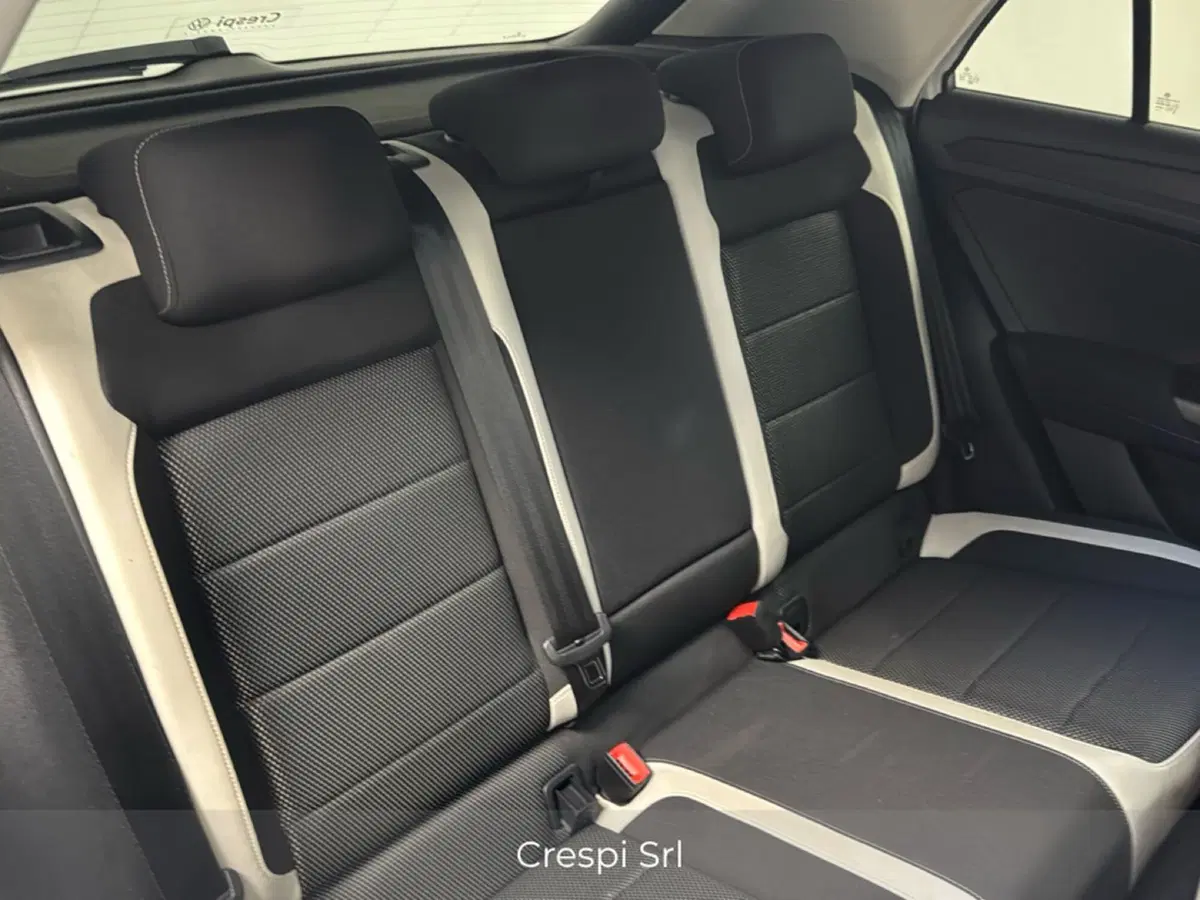 Volkswagen T-Roc usata a Varese (7)