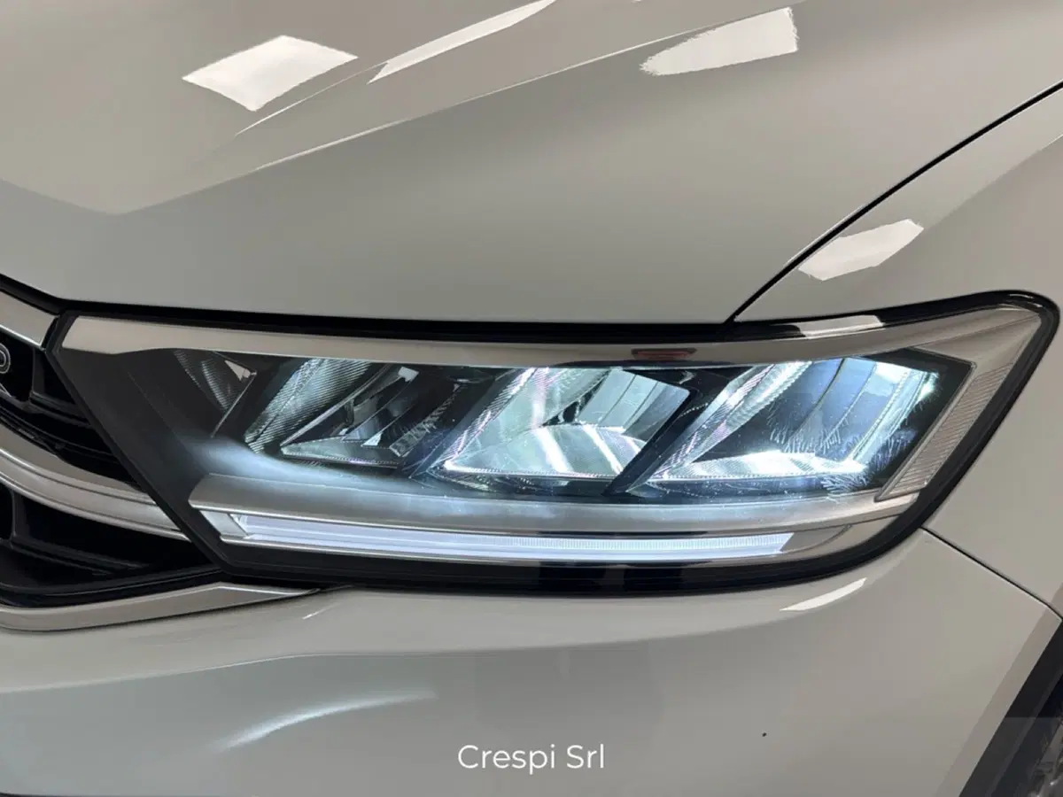 Volkswagen T-Roc usata a Varese (4)