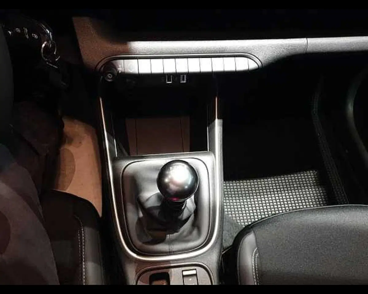 Jeep Avenger usata a Cuneo (13)
