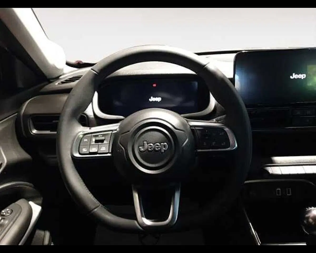 Jeep Avenger usata a Cuneo (17)