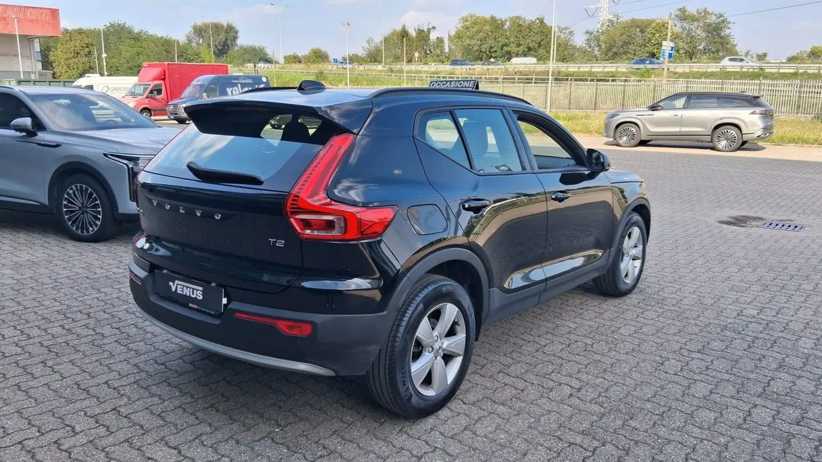 Volvo XC40 usata a Monza e Brianza (4)