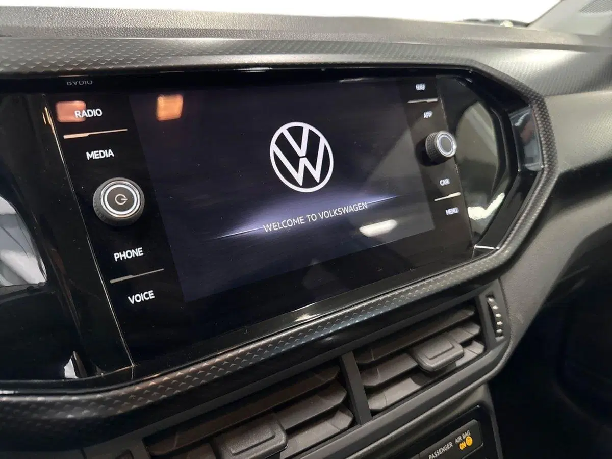 Volkswagen T-Cross usata a Prato (6)