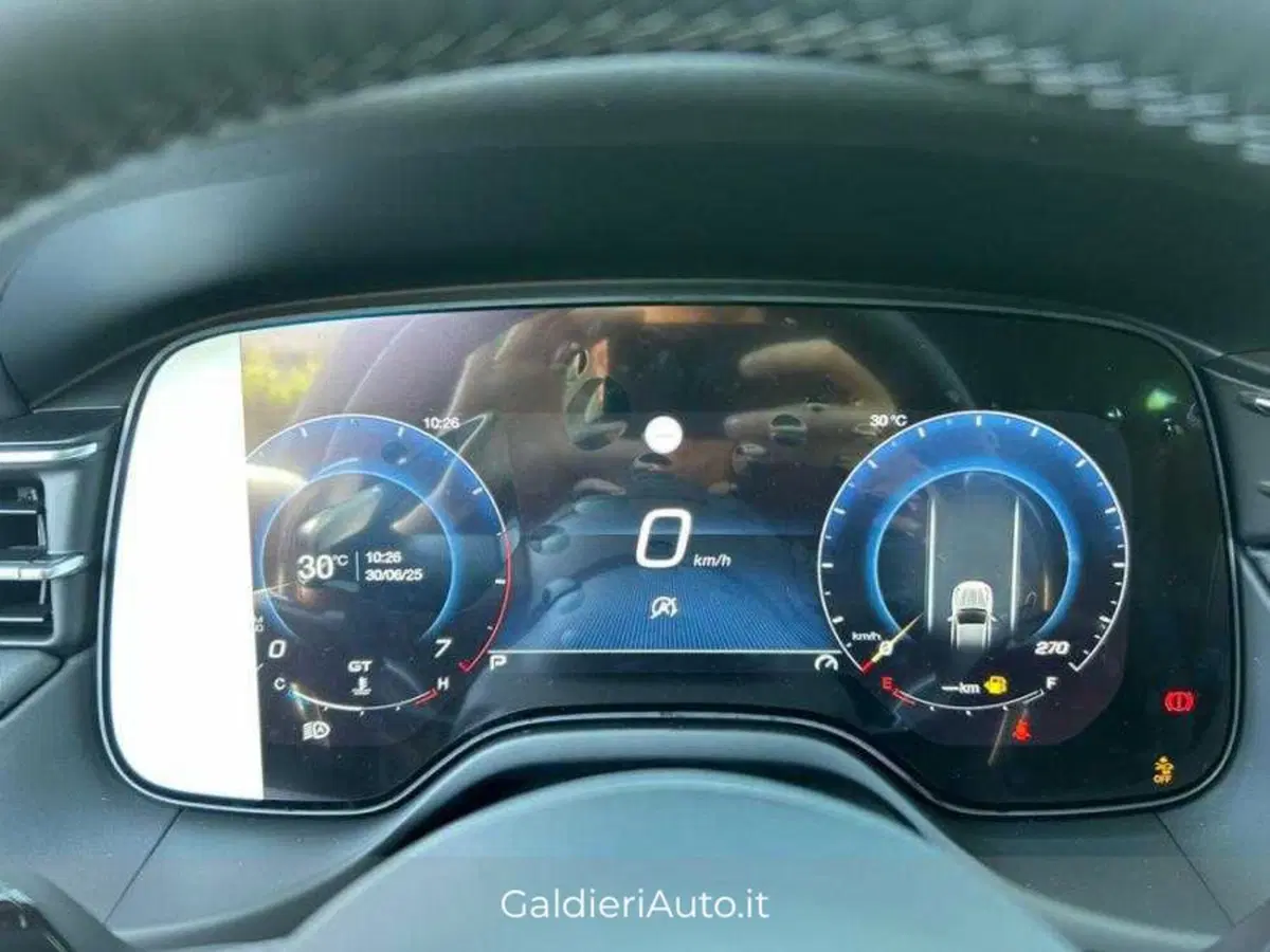 Maserati Grecale nuova a Salerno (8)