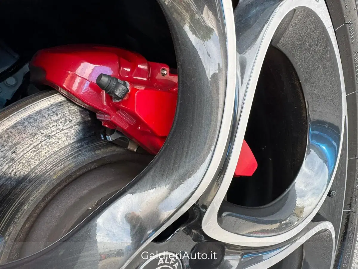 Alfa Romeo Stelvio usata a Salerno (10)