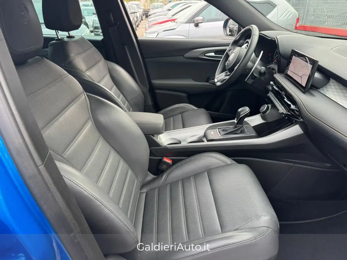 Alfa Romeo Tonale usata a Salerno (4)
