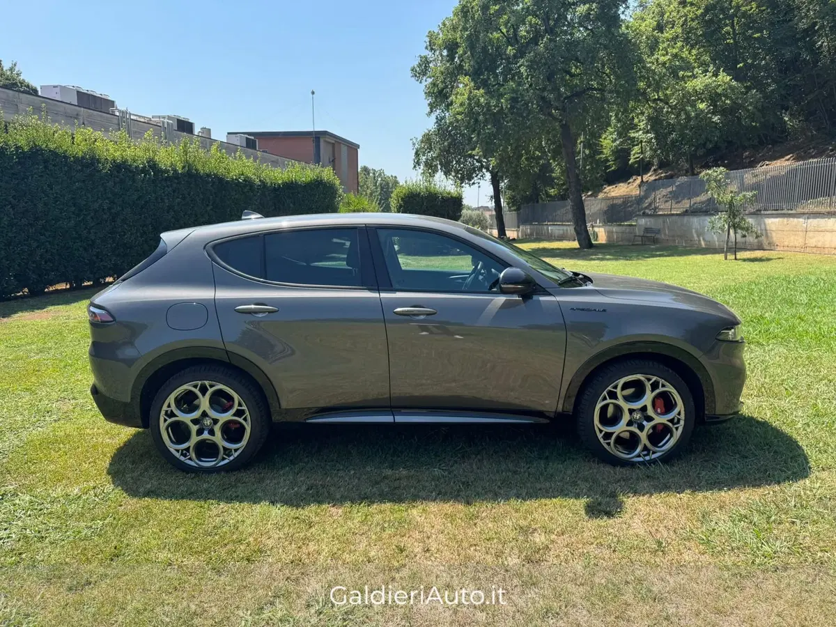 Alfa Romeo Tonale usata a Salerno (12)