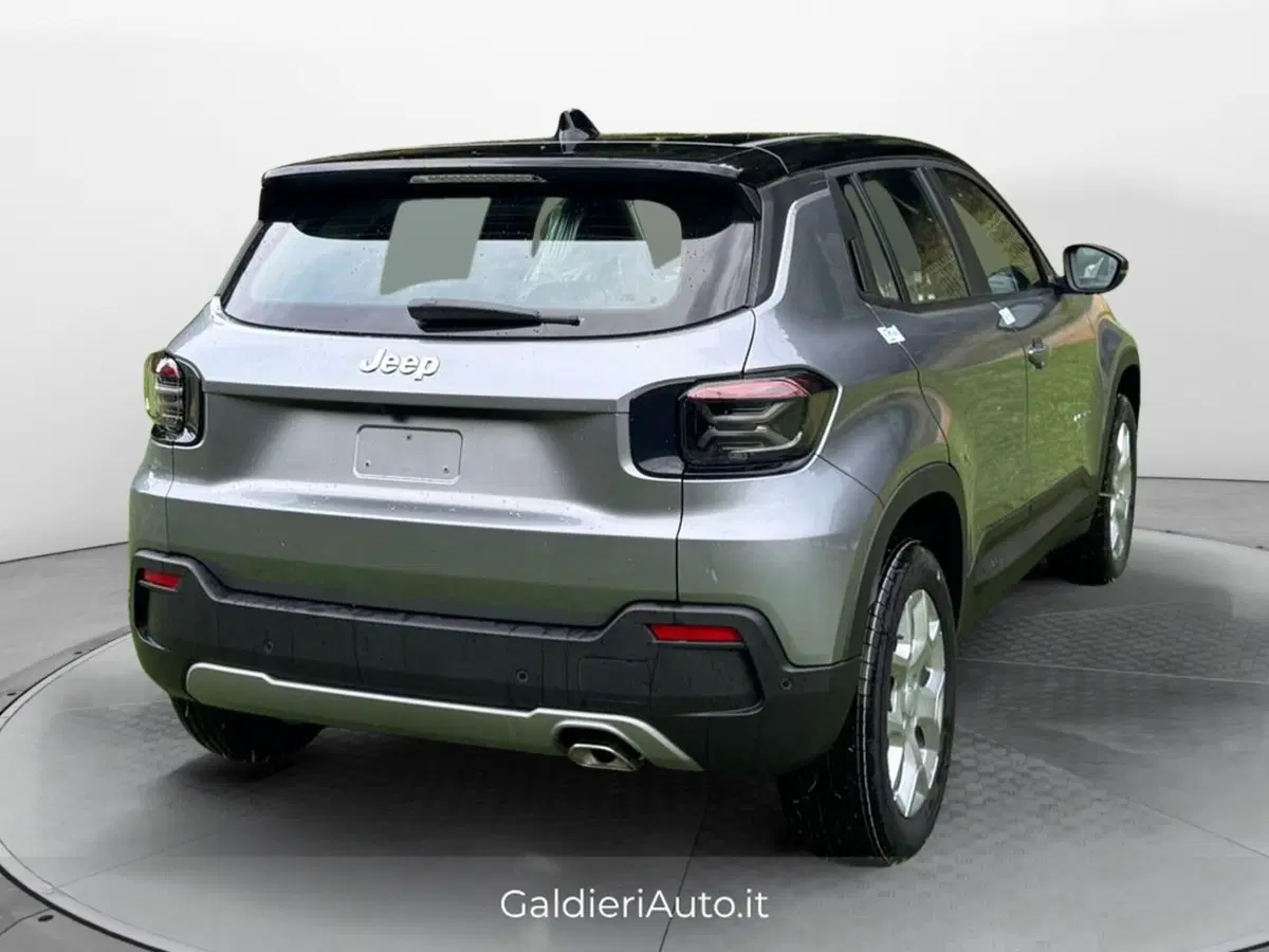 Jeep Avenger nuova a Salerno (4)