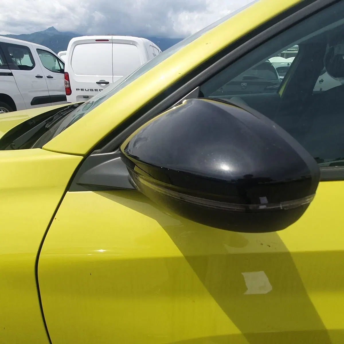 Peugeot 208 nuova a Frosinone (13)
