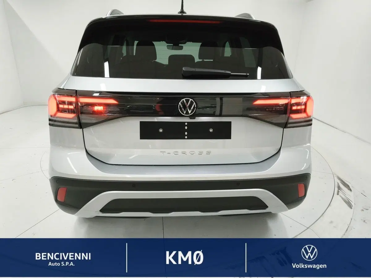 Volkswagen T-Cross nuova a Catanzaro (8)