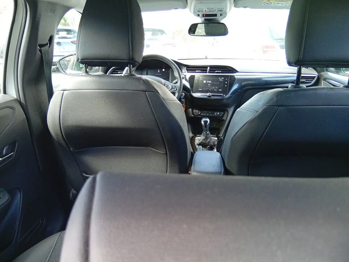 Opel Corsa usata a Catania (13)