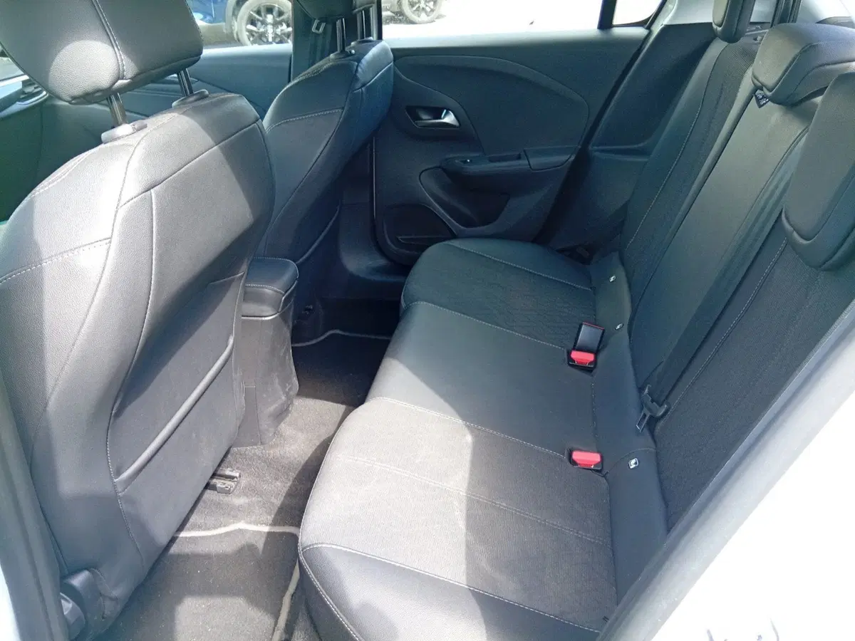 Opel Corsa usata a Catania (14)