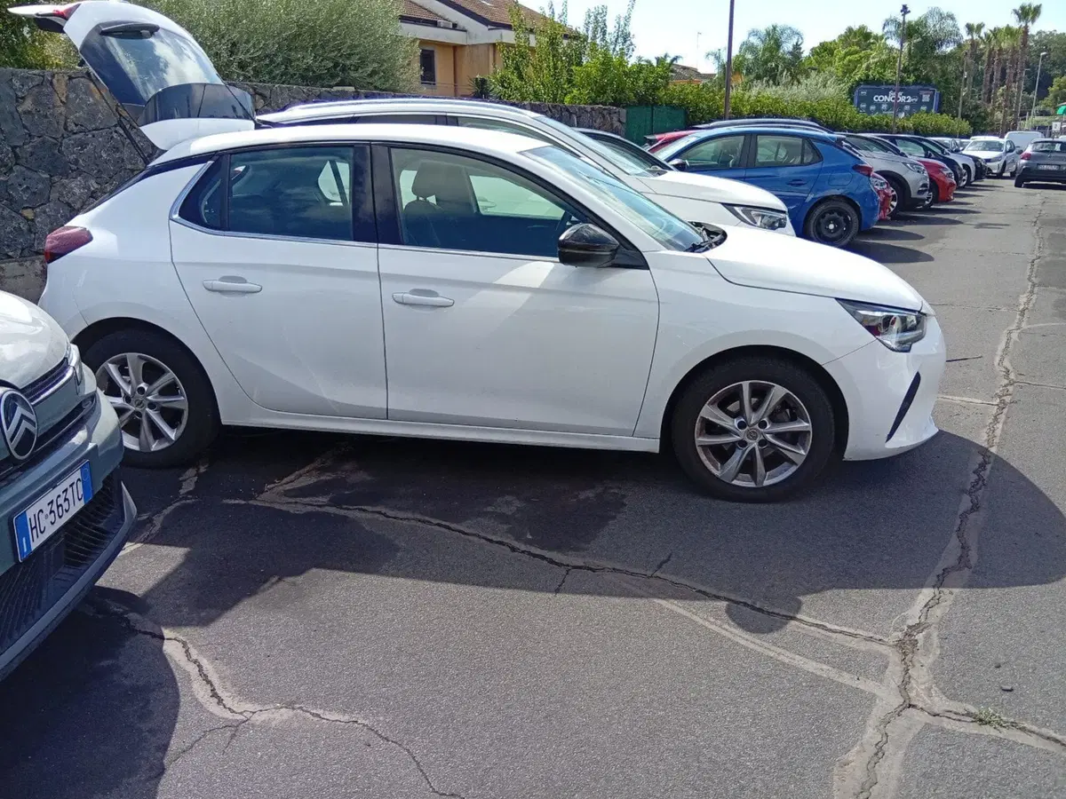 Opel Corsa usata a Catania (2)
