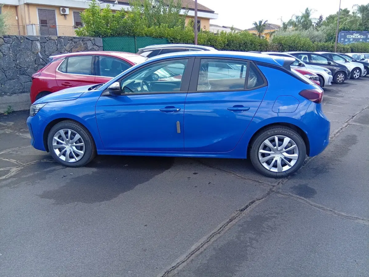 Opel Corsa nuova a Catania (13)