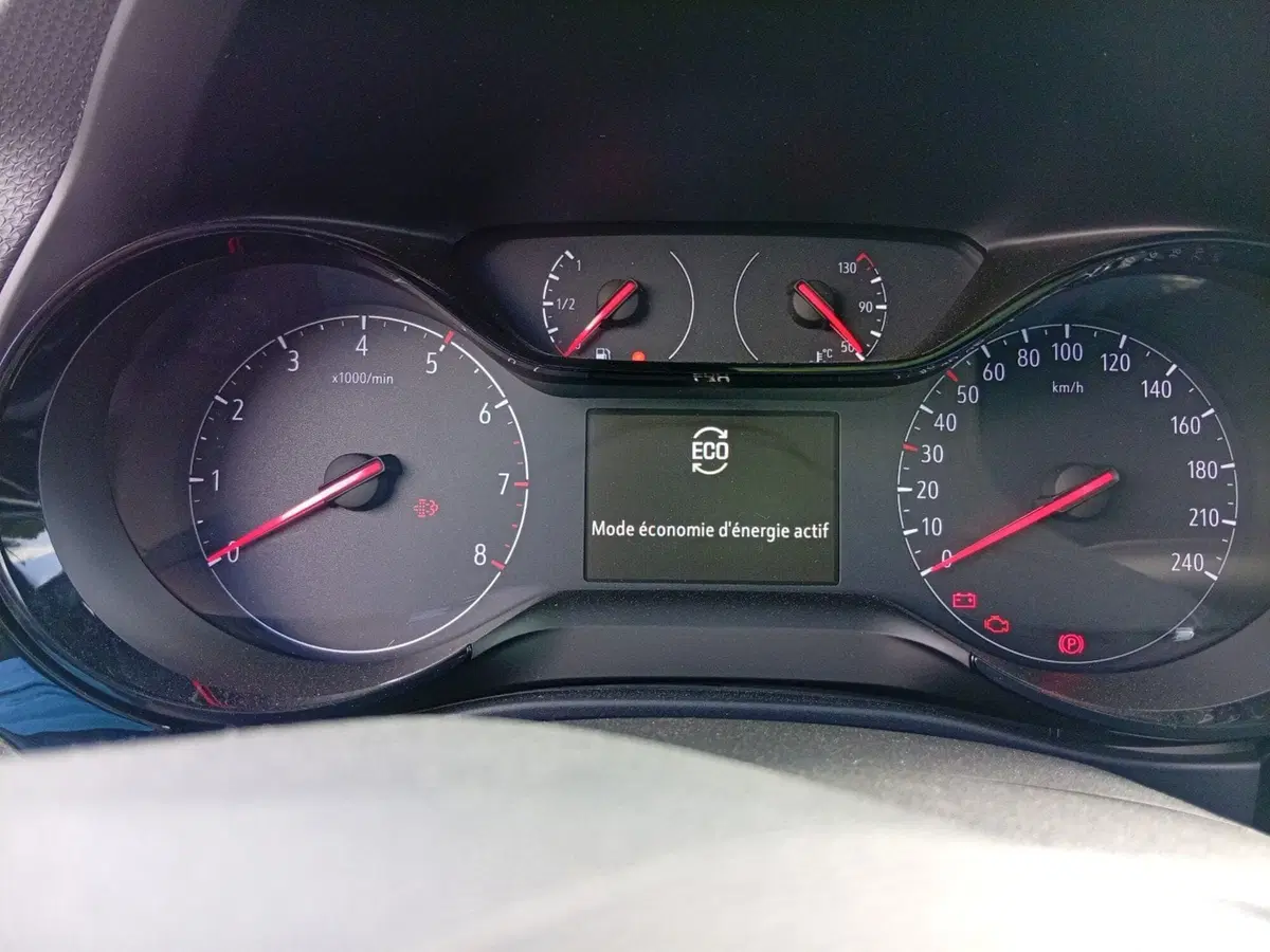 Opel Corsa nuova a Catania (4)