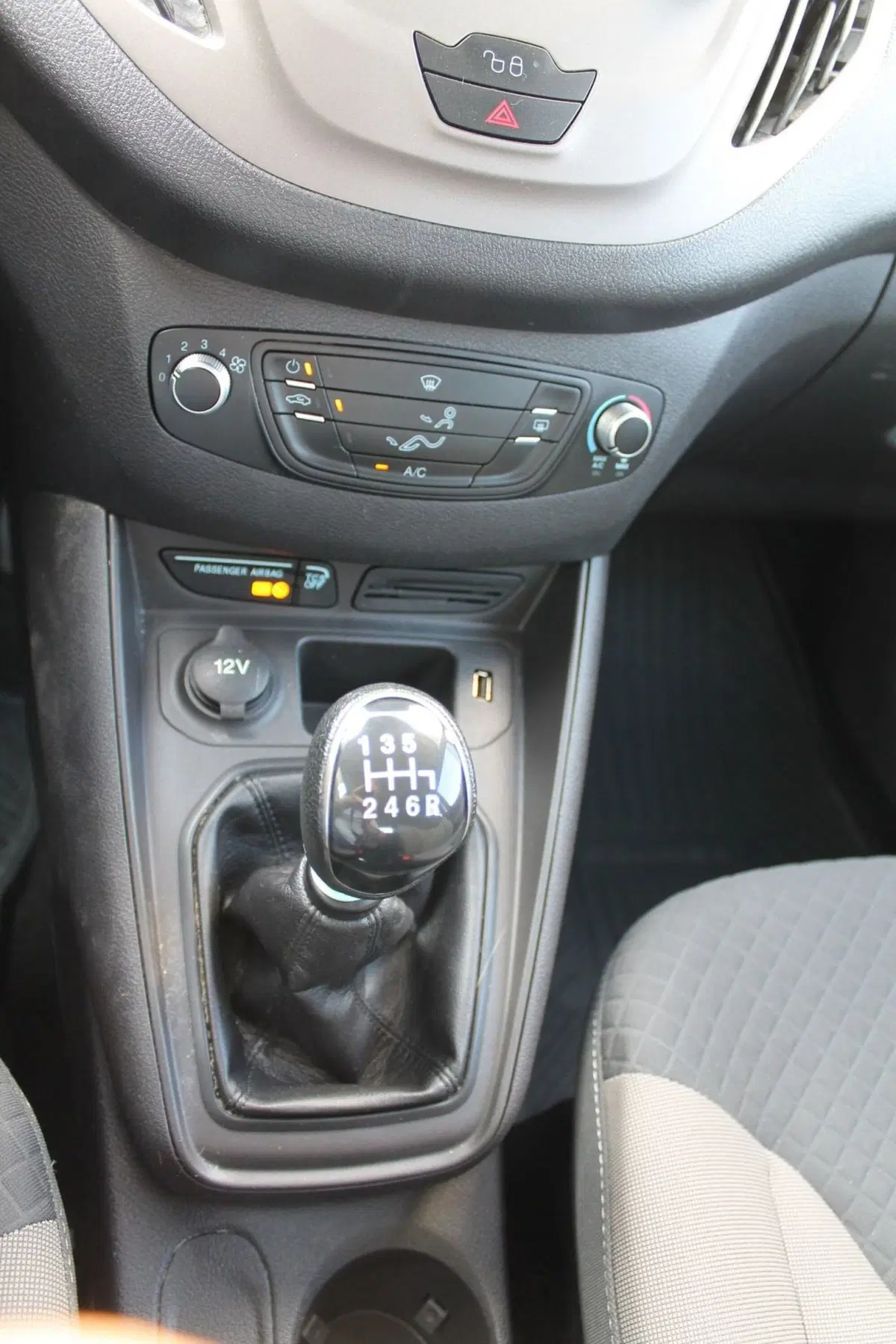 Ford Tourneo Courier usata a Cuneo (13)